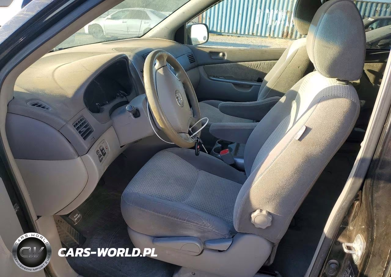 2010 Toyota Sienna Le 7-Passenger VIN:5TDKK4CC8AS289725 - 7