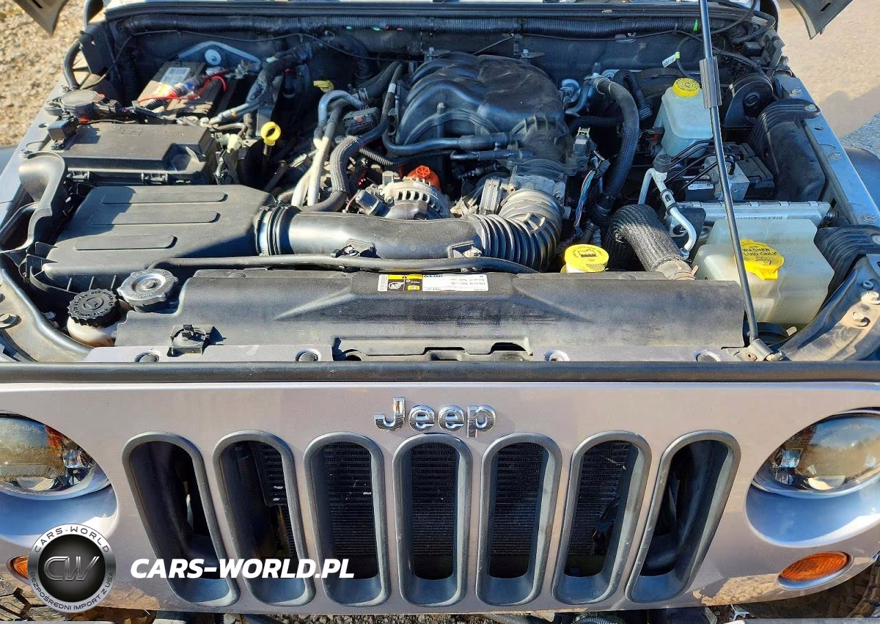 2013 Jeep Wrangler Unlimited Sport VIN:1C4BJWDG2DL625584 - 12