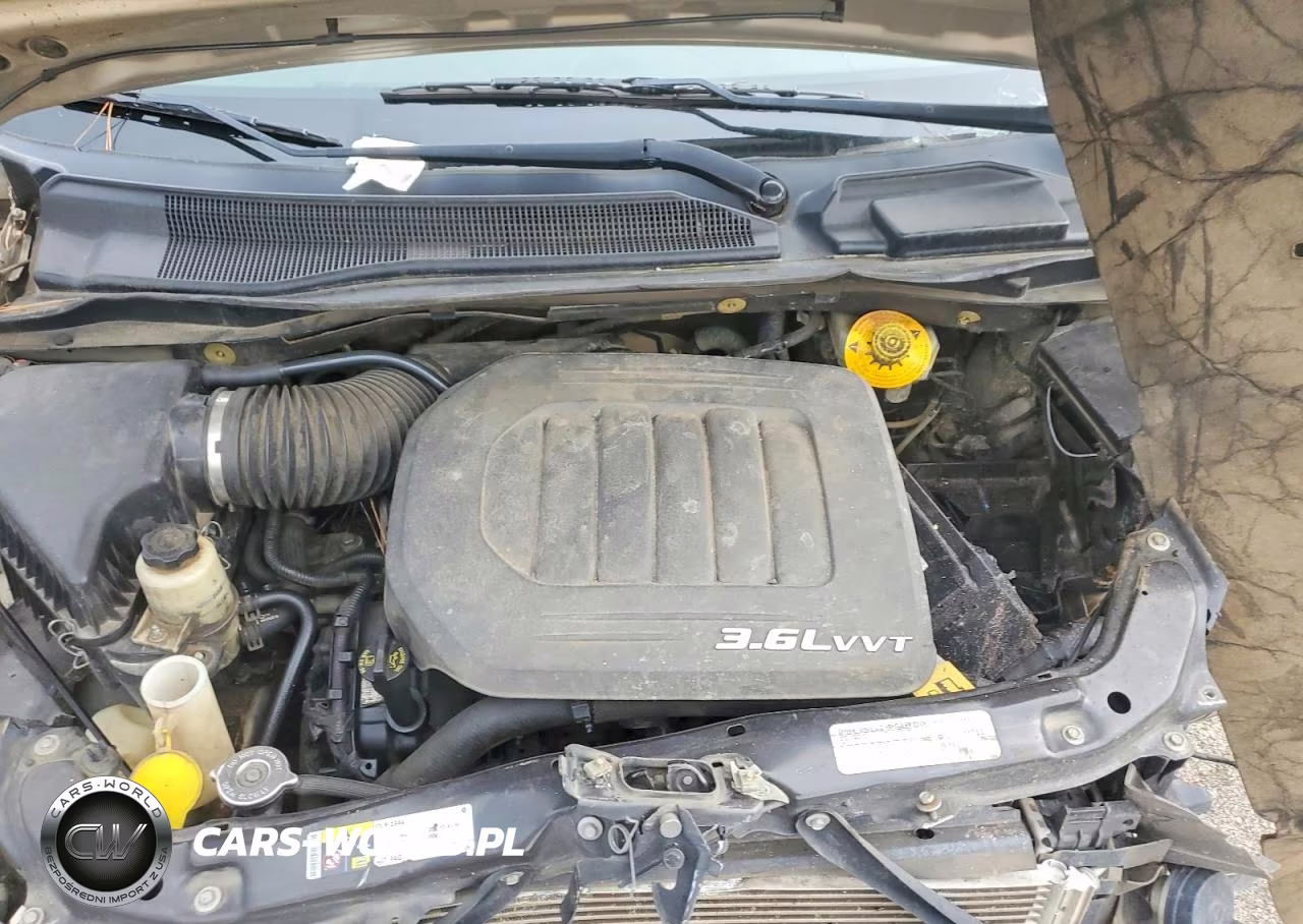 2015 Chrysler Town & Country Touring VIN:2C4RC1BG5FR637298 - 12