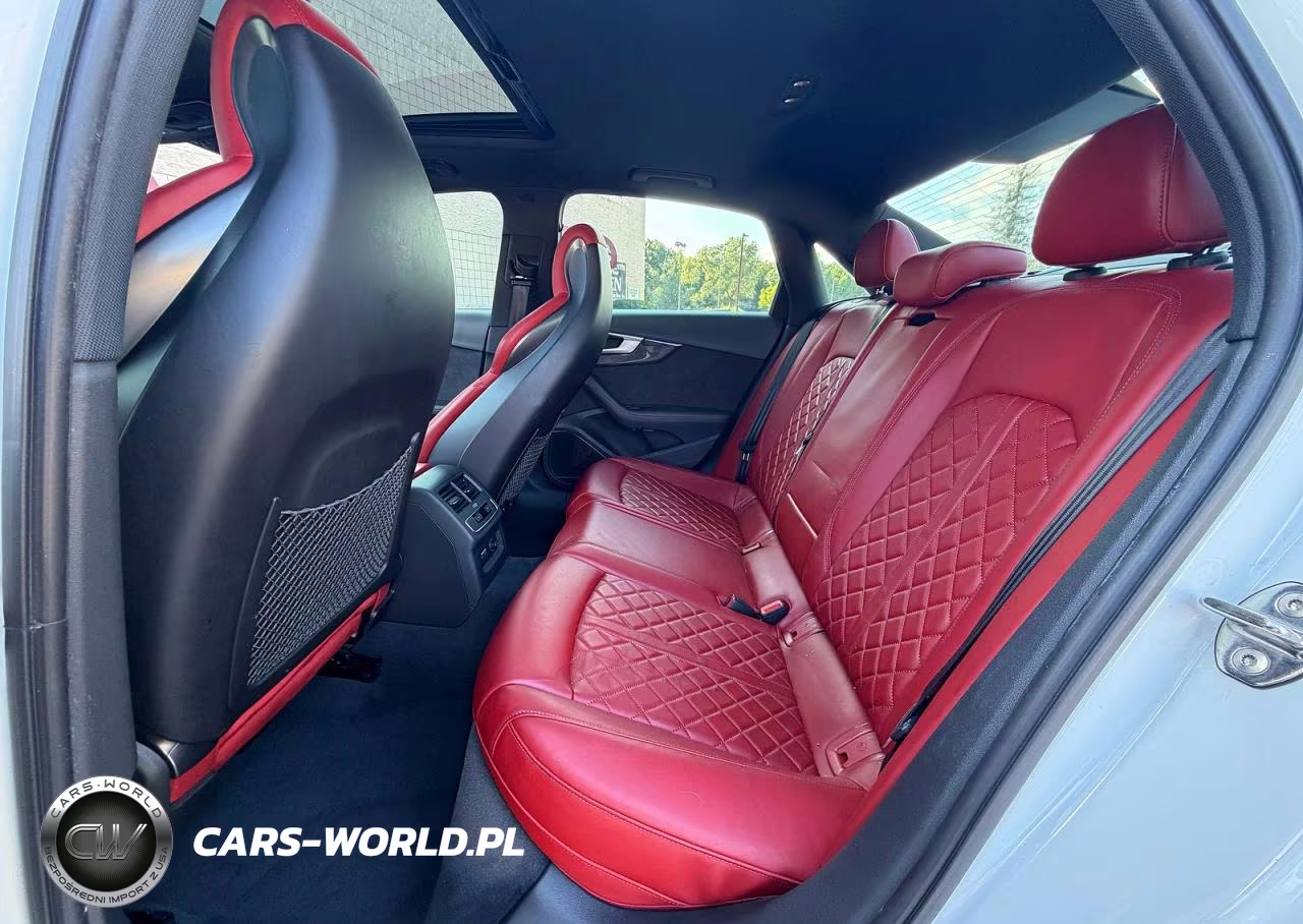 2019 Audi S4 Prestige VIN:WAUC4AF41KA053138 - 13