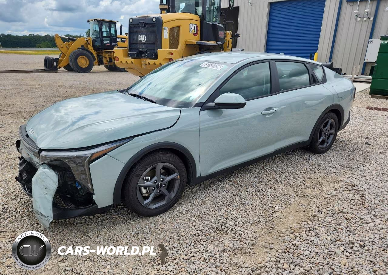 2026 Kia K4 Lxs – zdjęcie 1 z 12