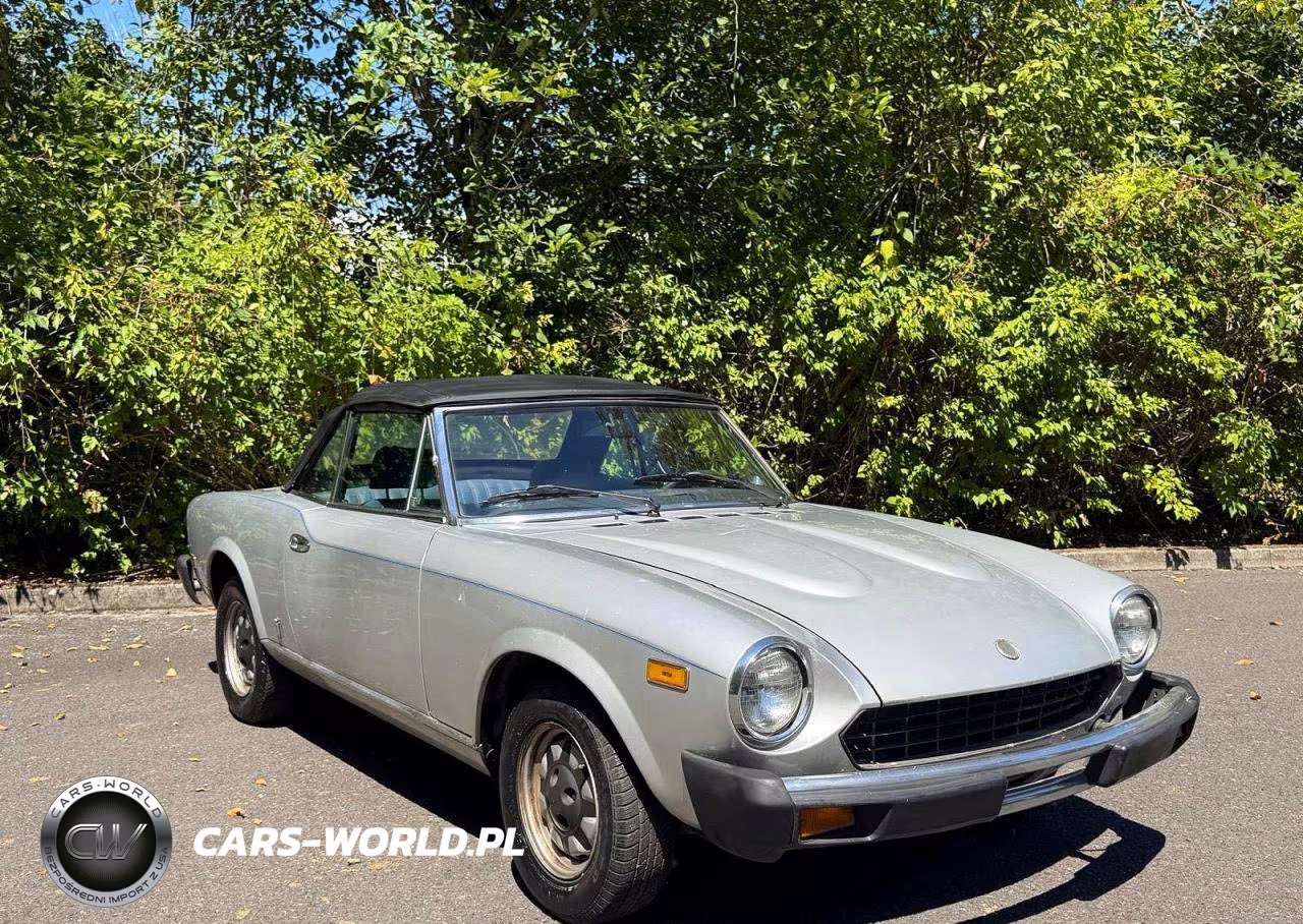 1980 Fiat 124 Spider – zdjęcie 1 z 11