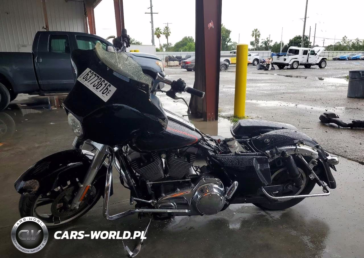 2010 Harley-Davidson Flhx VIN:1HD1KB414AB622375 - 3