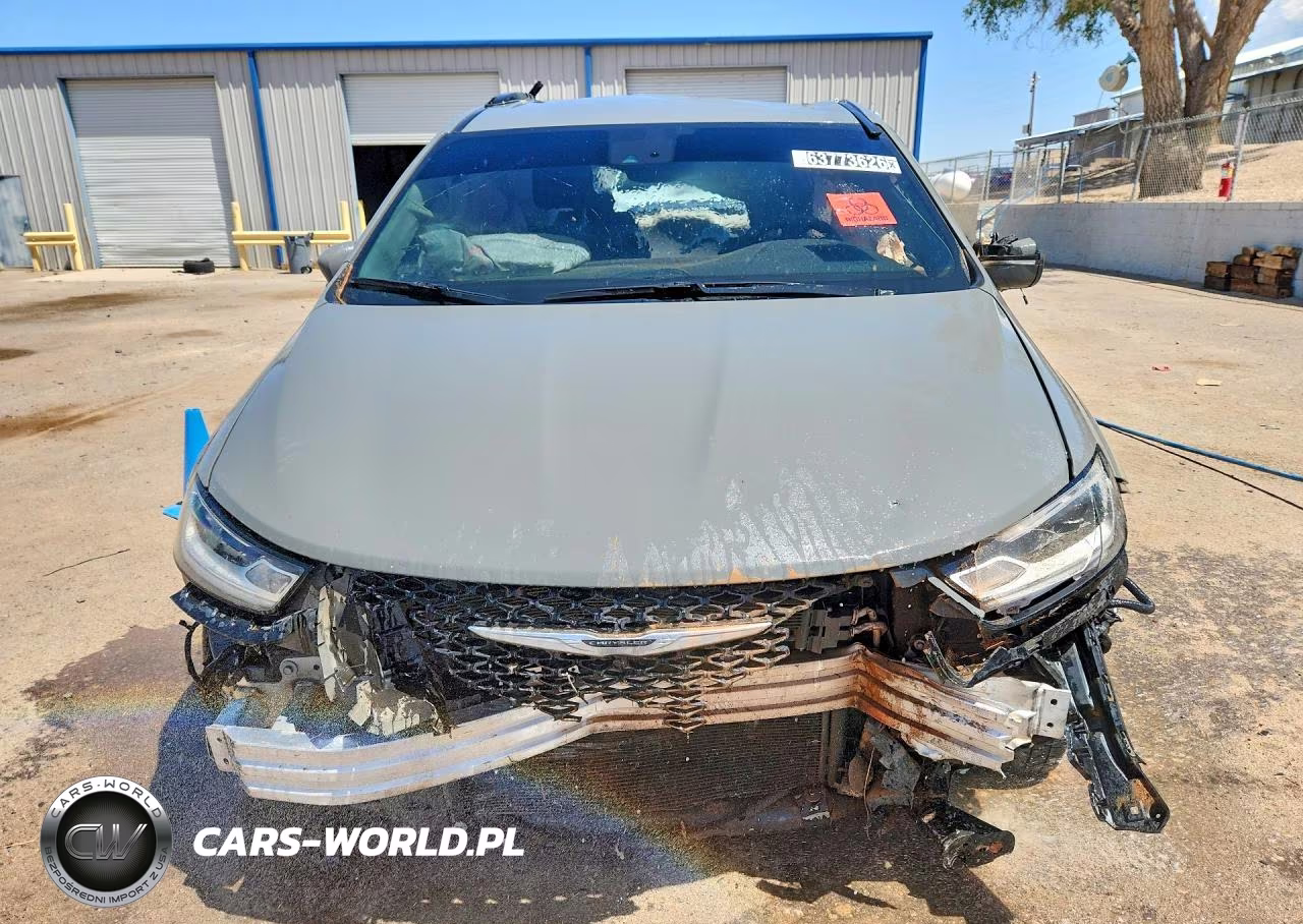 2022 Chrysler Pacifica Touring L VIN:2C4RC1BG1NR154521 - 5