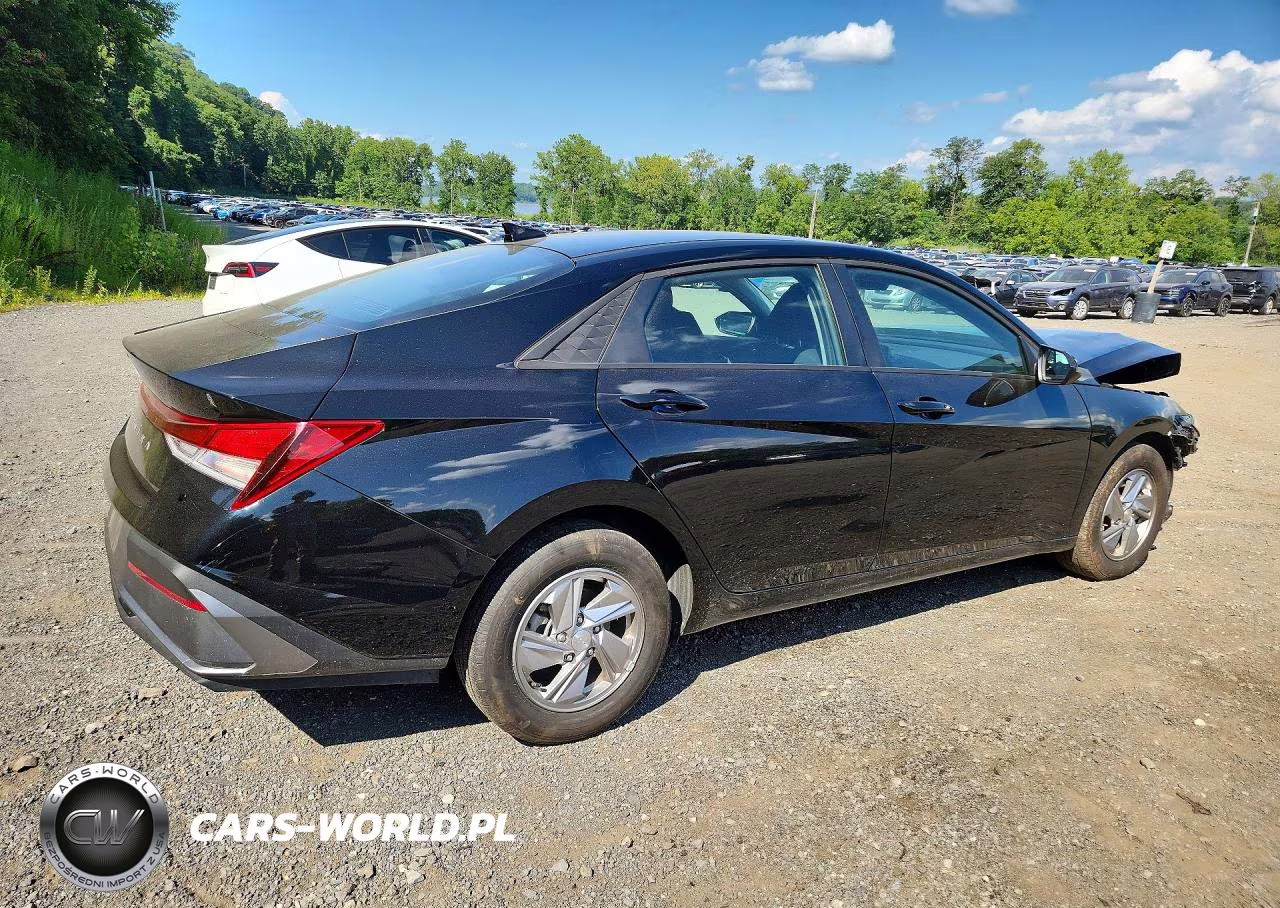 2025 Hyundai Elantra Se VIN:KMHLL4DGXSU086184 - 3