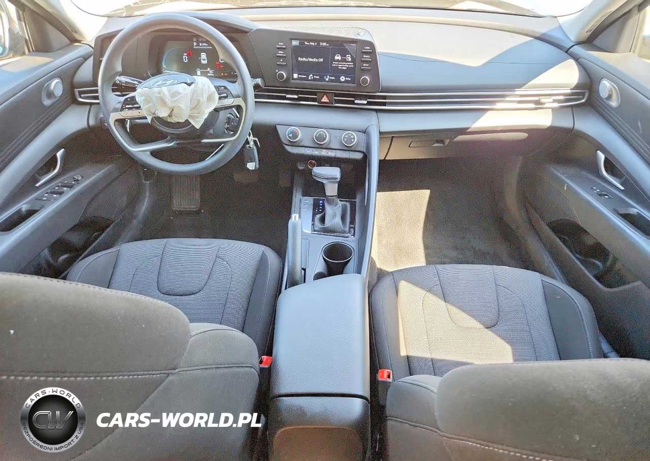 2025 Hyundai Elantra Se VIN:KMHLL4DGXSU086184 - 8