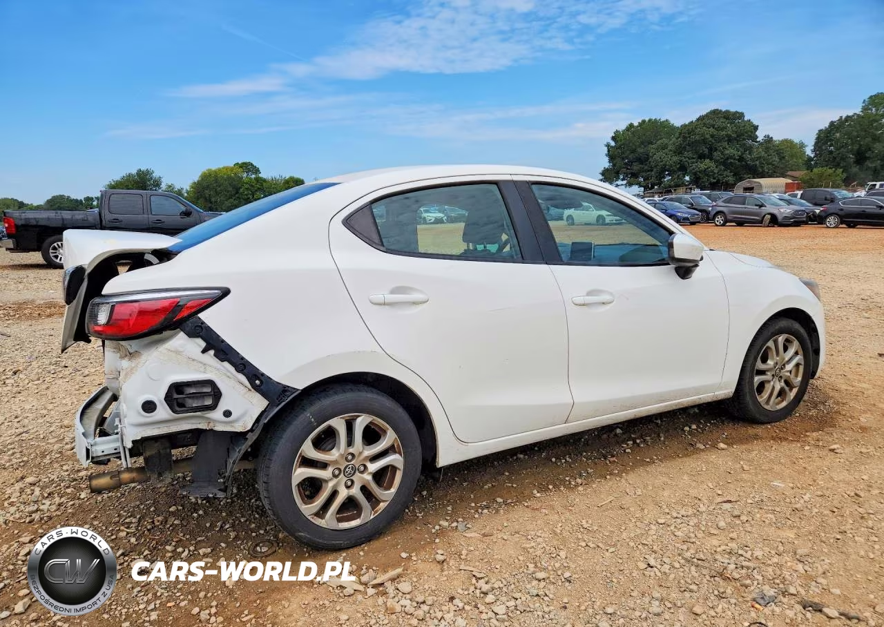 2017 Toyota Yaris Ia Base VIN:3MYDLBYV2HY157097 - 3