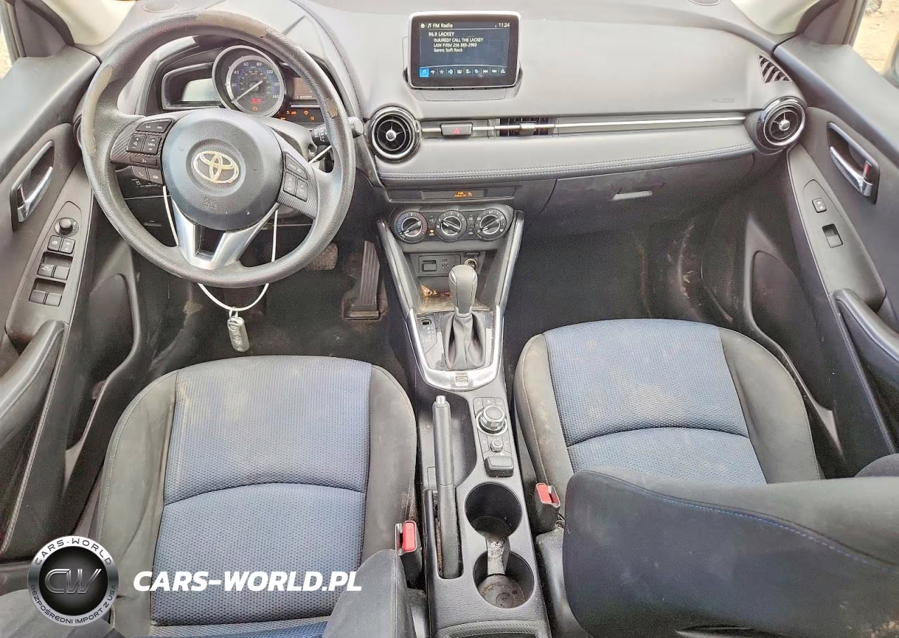 2017 Toyota Yaris Ia Base VIN:3MYDLBYV2HY157097 - 8