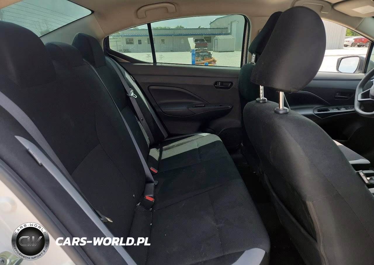 2025 Nissan Versa S VIN:3N1CN8DV4SL826622 - 10