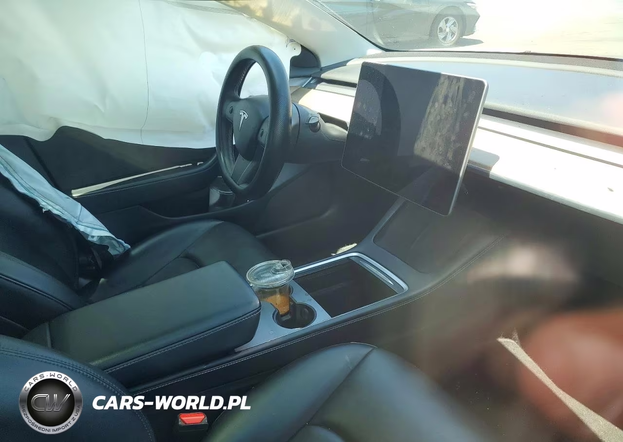 2022 Tesla Model 3 VIN:5YJ3E1EA5NF154573 - 9