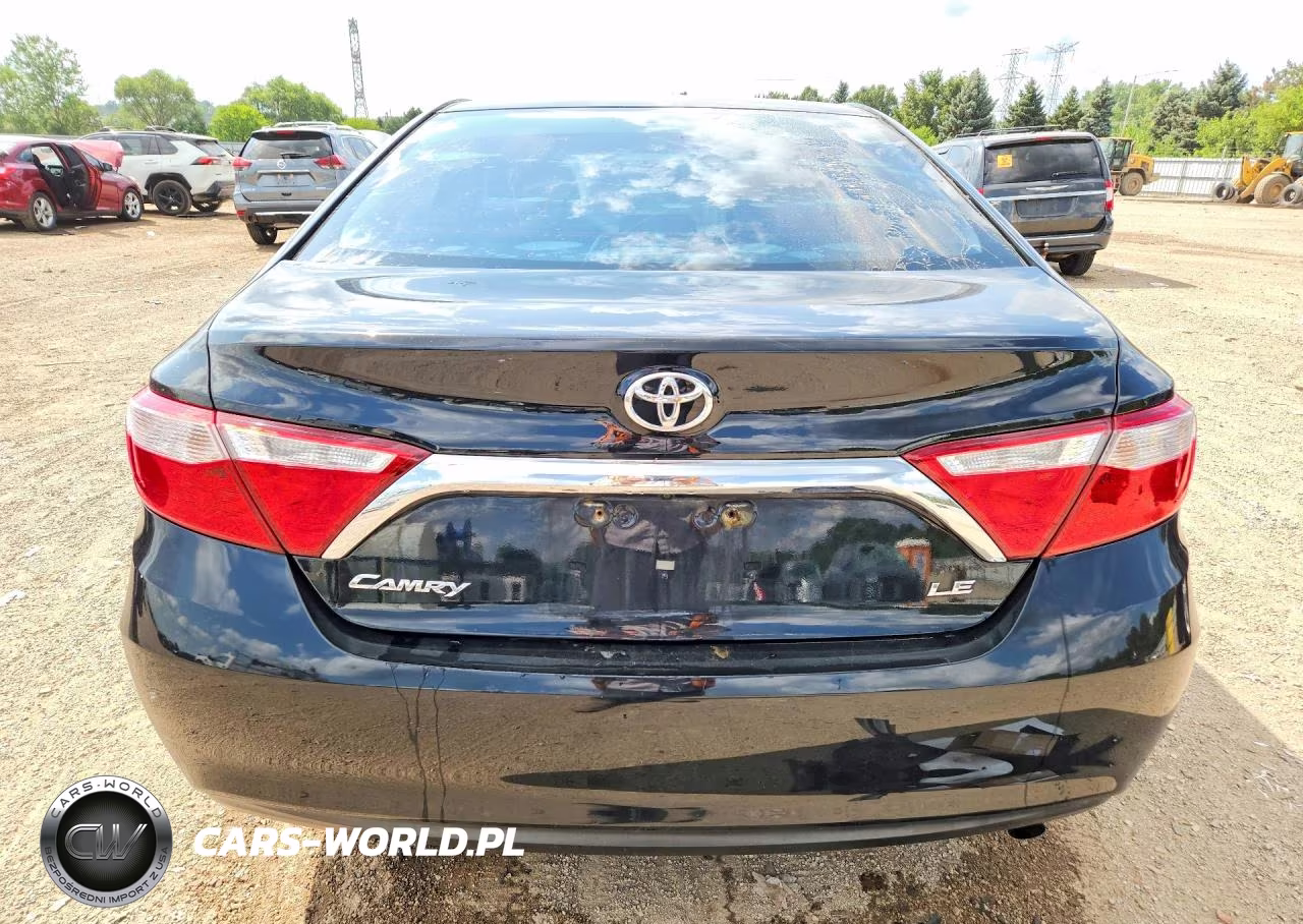 2017 Toyota Camry Le VIN:4T1BF1FK5HU770099 - 6