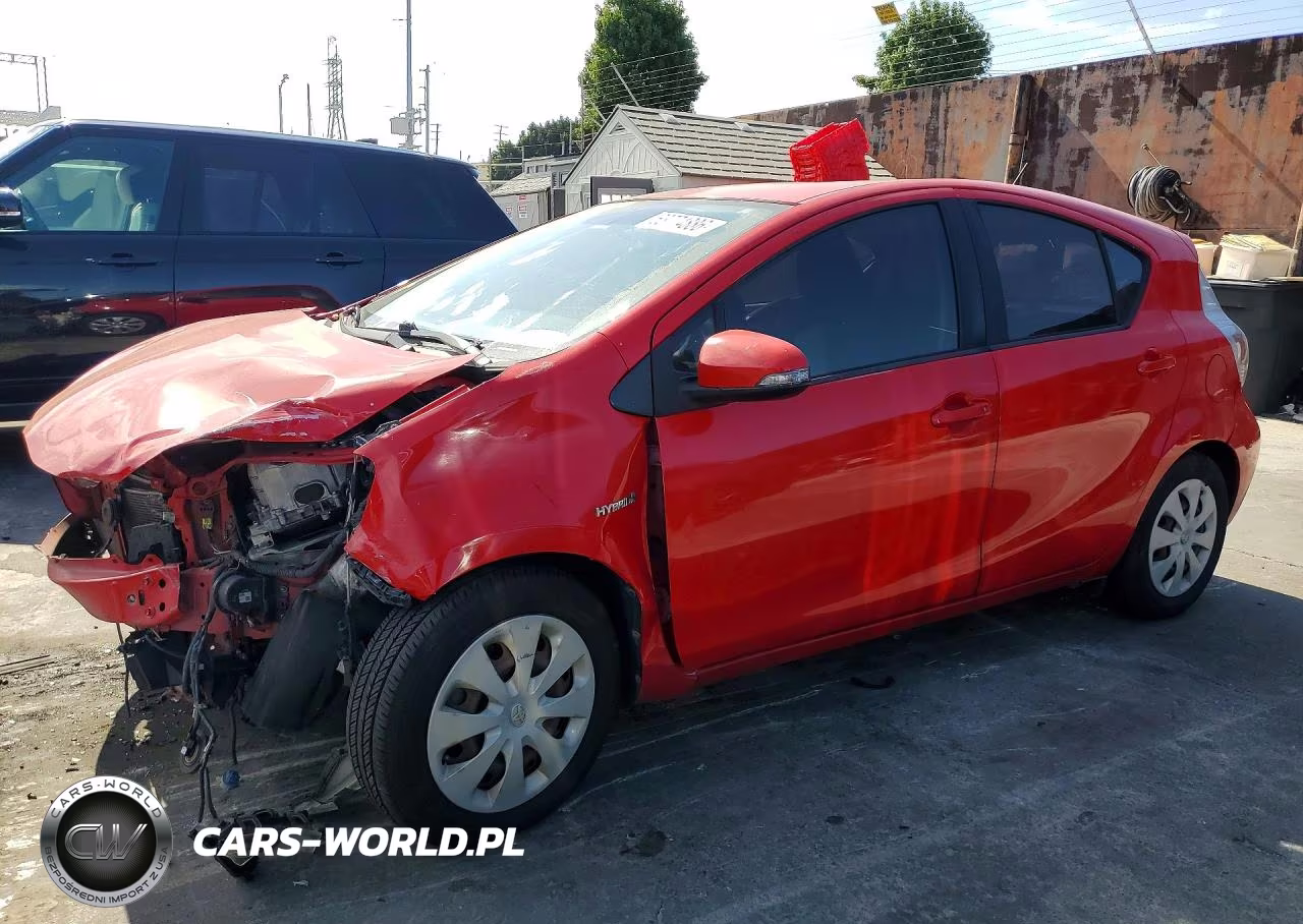 2012 Toyota Prius C Three – zdjęcie 1 z 12