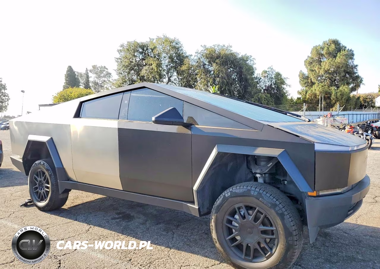 2024 Tesla Cybertruck VIN:7G2CEHED8RA040263 - 4