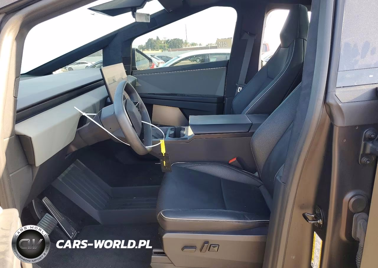 2024 Tesla Cybertruck VIN:7G2CEHED8RA040263 - 7