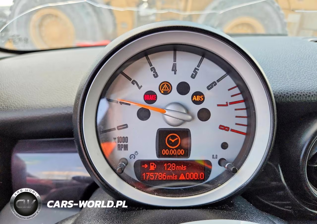 2009 Mini Cooper VIN:WMWMF33509TU70997 - 11