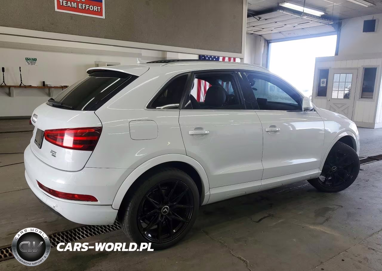 2015 Audi Q3 Premium Plus VIN:WA1EFCFS9FR005310 - 3