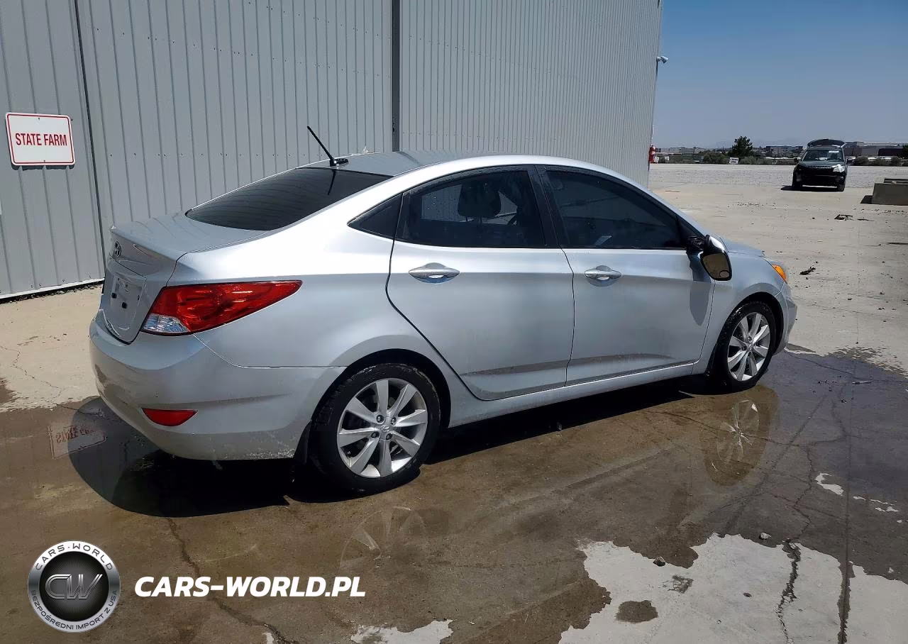 2014 Hyundai Accent Gls VIN:KMHCU4AE6EU775563 - 3