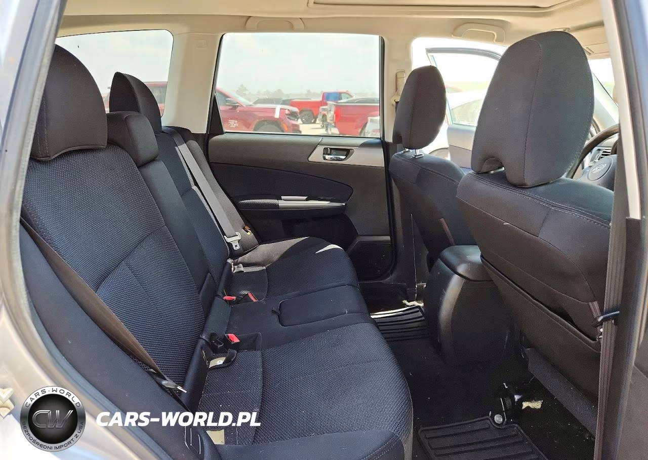 2013 Subaru Forester 2.5X Premium VIN:JF2SHADC7DH411108 - 10