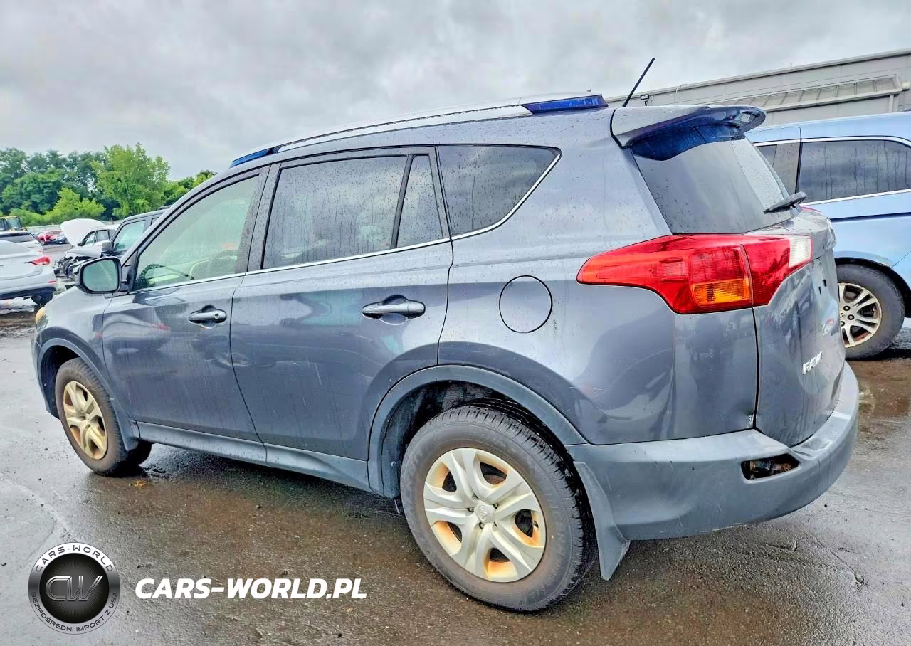 2015 Toyota Rav4 Le VIN:JTMBFREV9FD174702 - 2