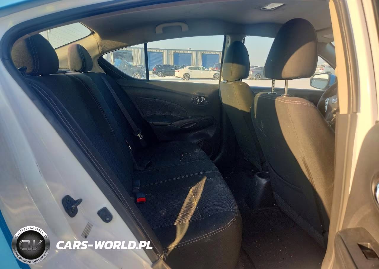 2018 Nissan Versa Sv VIN:3N1CN7AP5JL840964 - 10