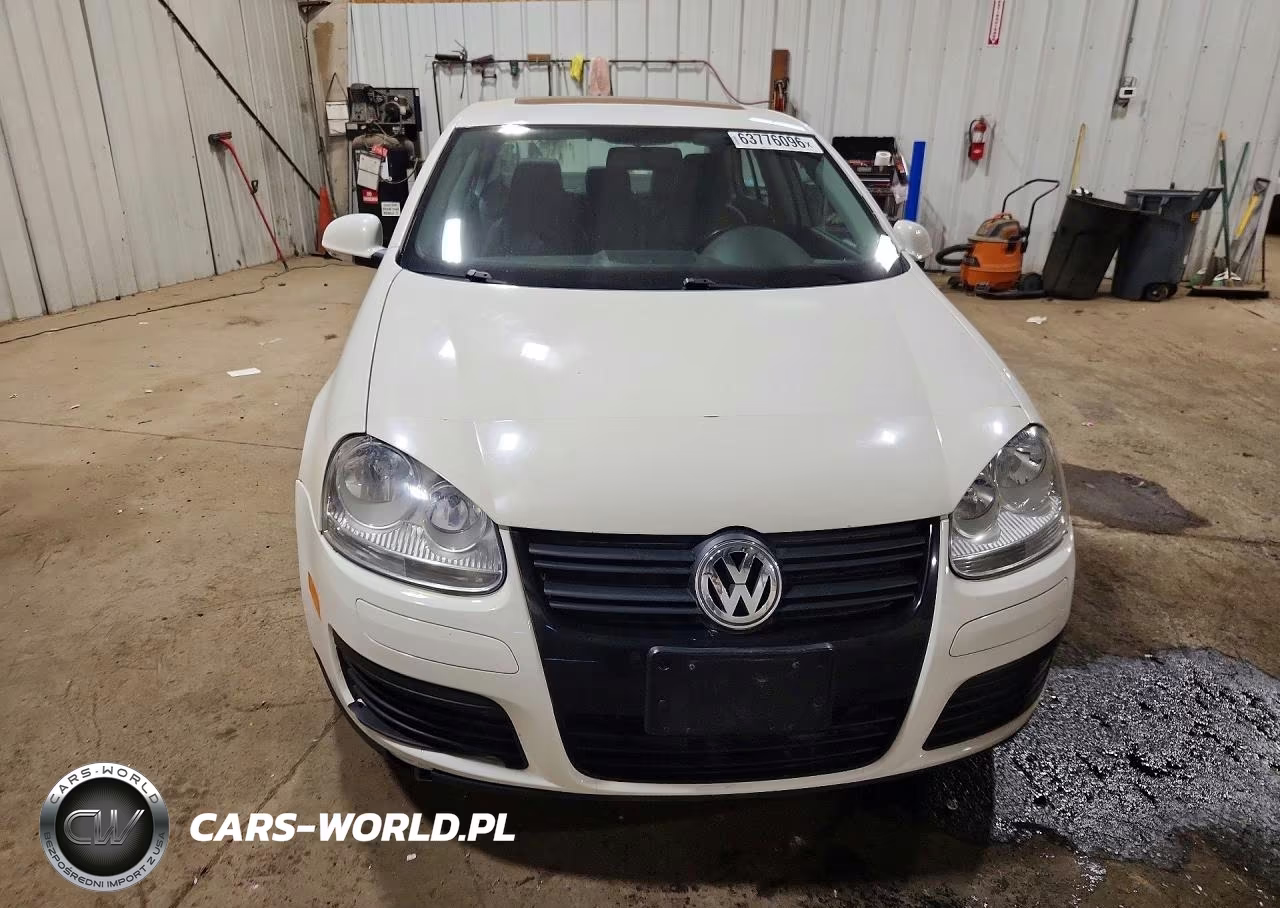 2010 Volkswagen Jetta Wolfsburg VIN:3VWRA7AJ9AM036673 - 5