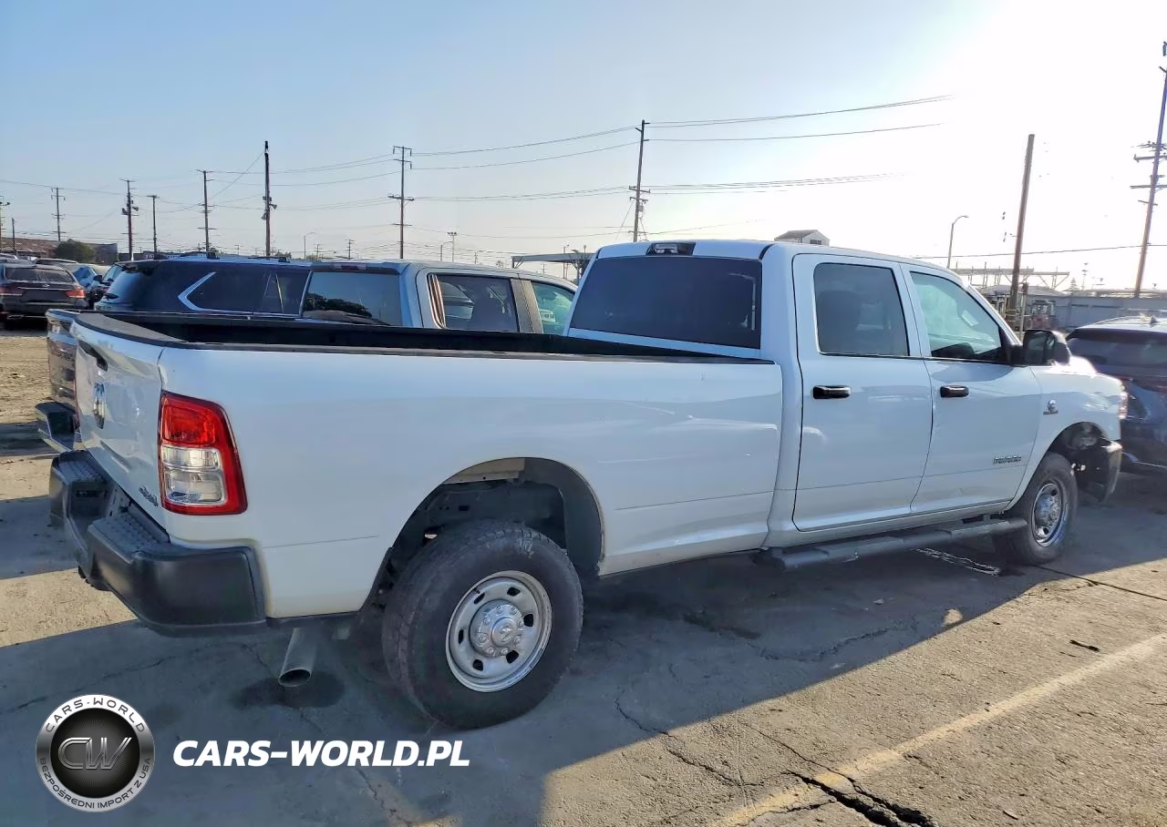 2021 Ram 2500 Tradesman 4X4 8' Box VIN:3C6UR5HL9MG601595 - 3