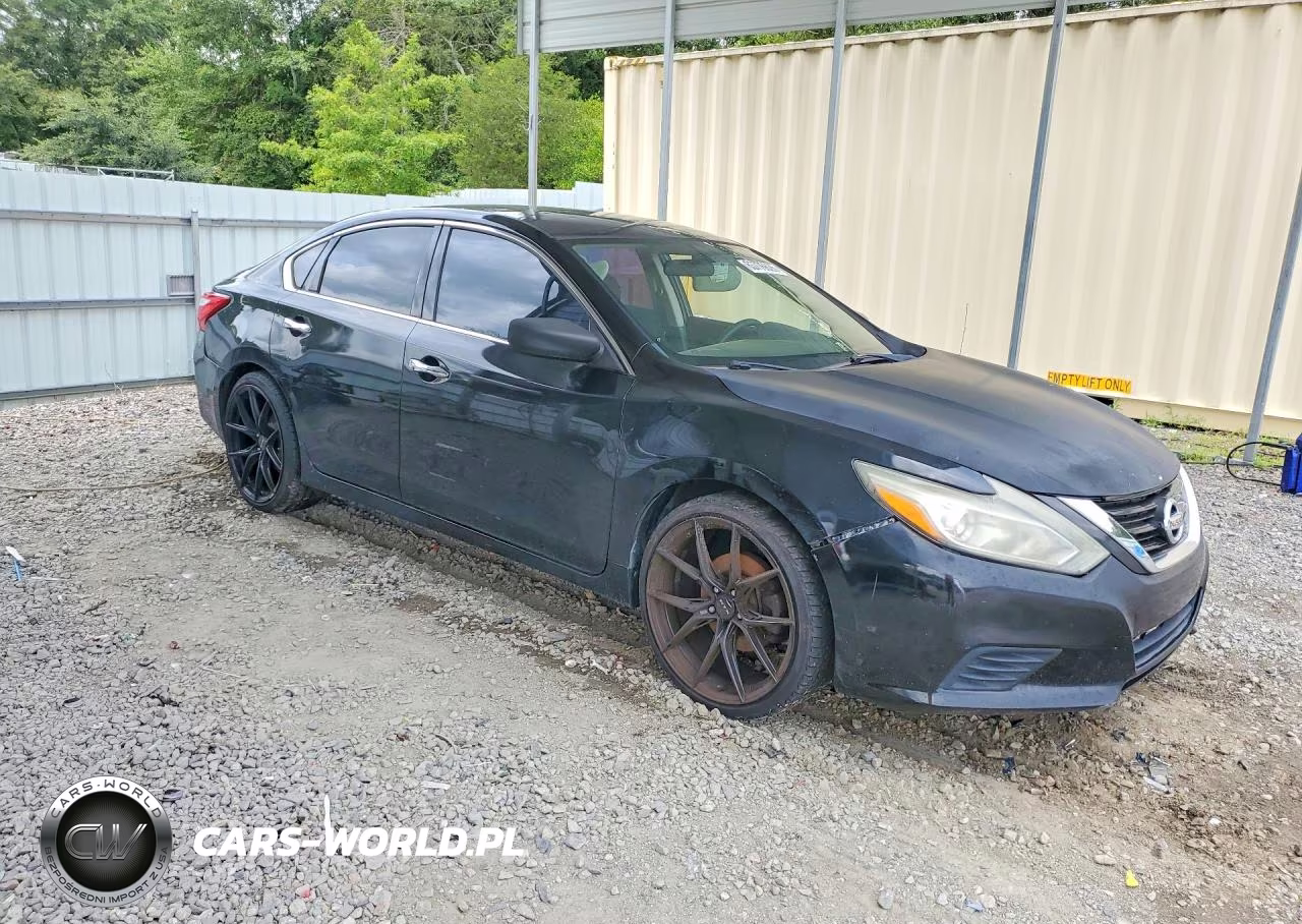 2016 Nissan Altima 2.5 S VIN:1N4AL3AP7GN326440 - 4