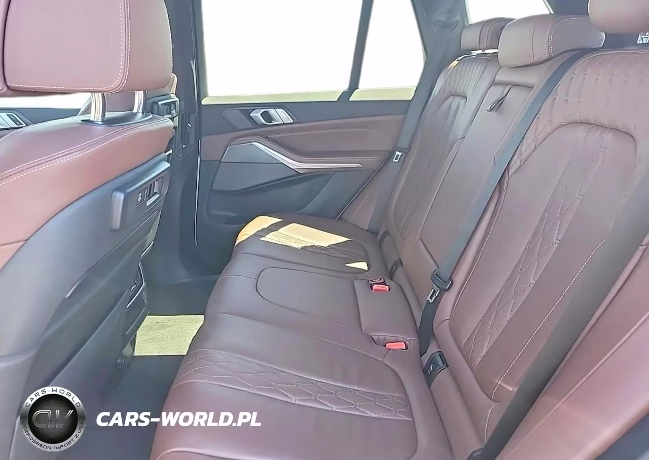 2019 BMW X5 xDrive40I VIN:5UXCR6C57KLL23121 - 6