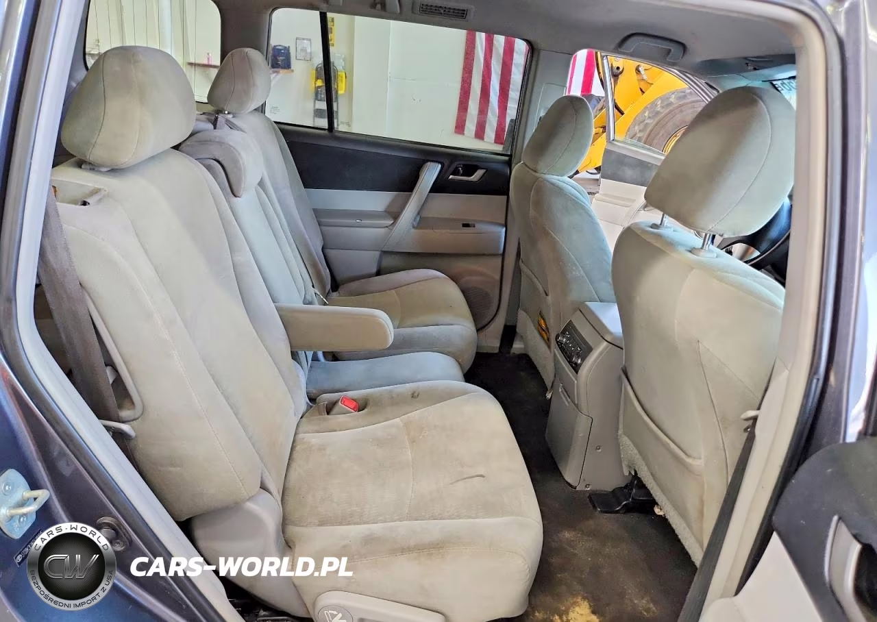 2013 Toyota Highlander Plus VIN:5TDBK3EH6DS191915 - 11