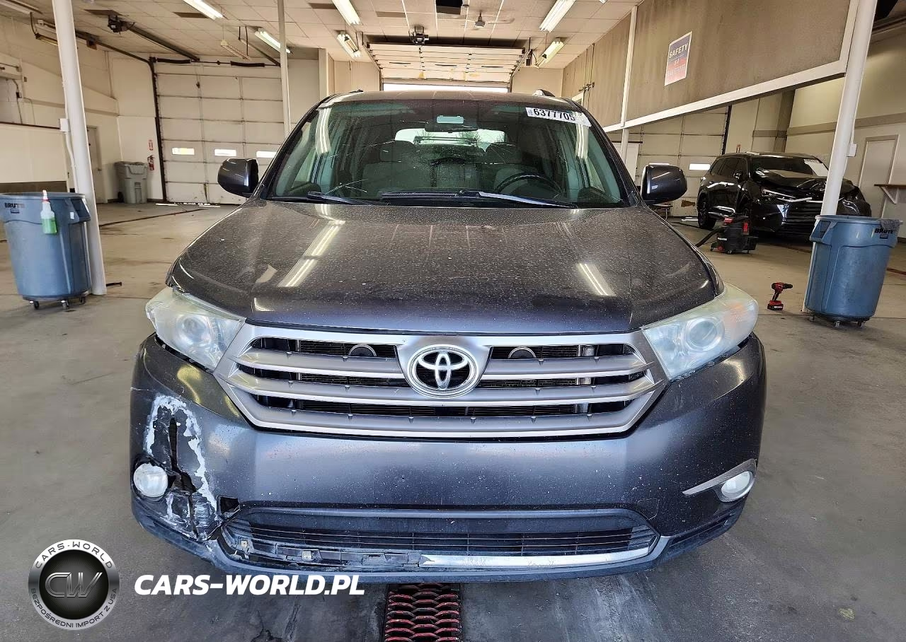 2013 Toyota Highlander Plus VIN:5TDBK3EH6DS191915 - 5