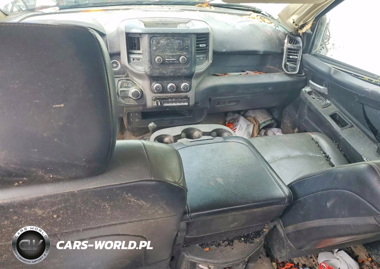 2019 Ram 3500 VIN:3C7WRTCJ6KG661121 - 8