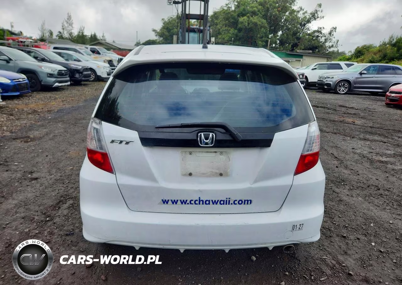 2012 Honda Fit Sport VIN:JHMGE8H52CC008102 - 6