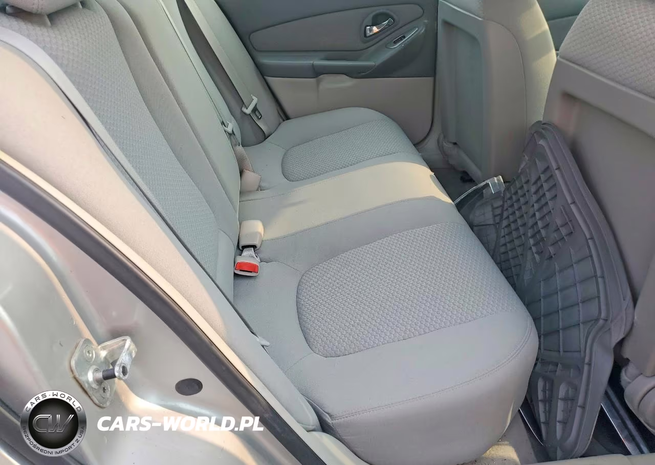 2007 Chevrolet Malibu Ls VIN:1G1ZS58F57F221424 - 10