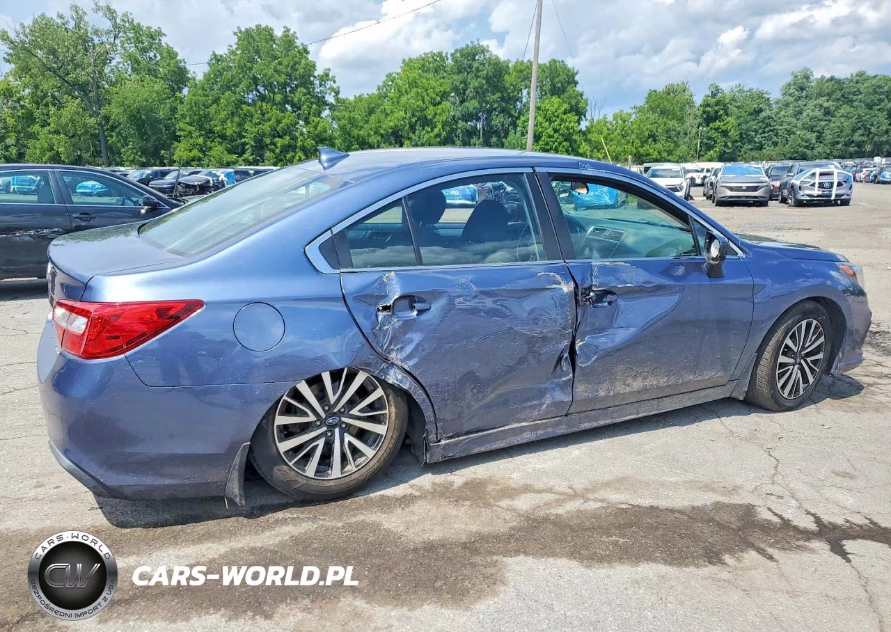 2018 Subaru Legacy 2.5I Premium VIN:4S3BNAC69J3034308 - 3