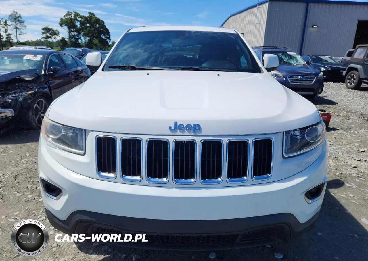 2015 Jeep Grand Cherokee Laredo VIN:1C4RJEAG1FC926590 - 5