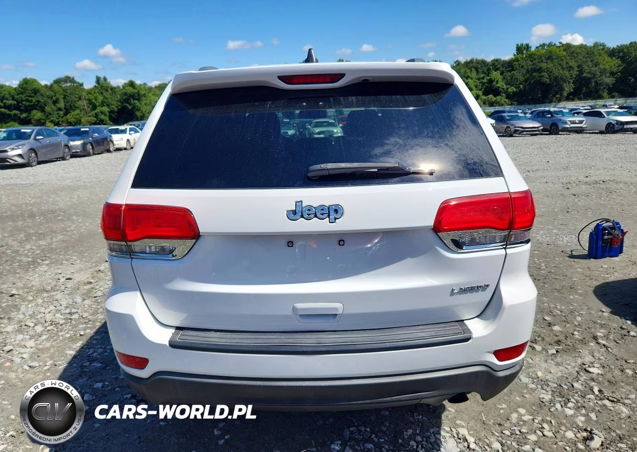 2015 Jeep Grand Cherokee Laredo VIN:1C4RJEAG1FC926590 - 6