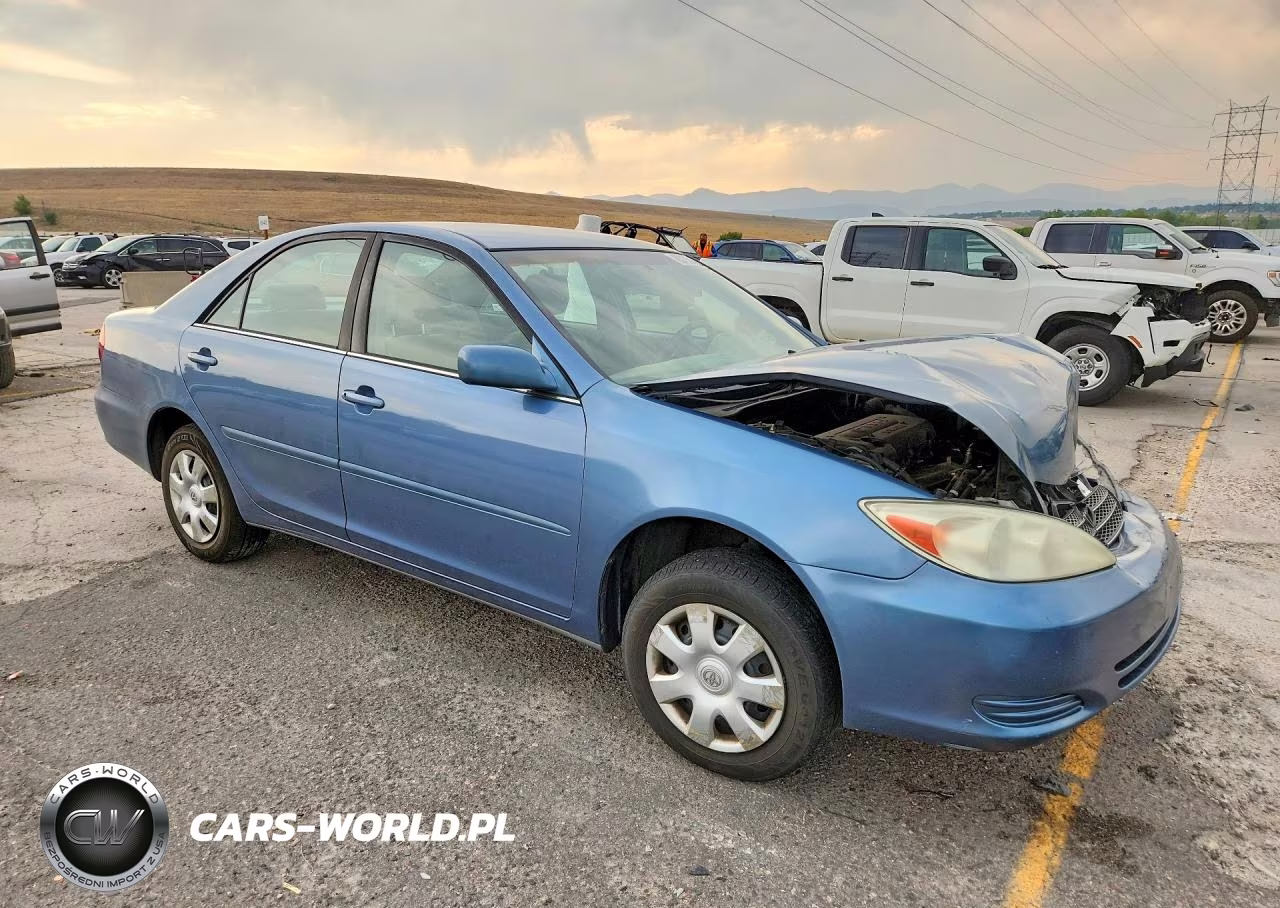 2004 Toyota Camry Le VIN:4T1BE32K44U894167 - 4