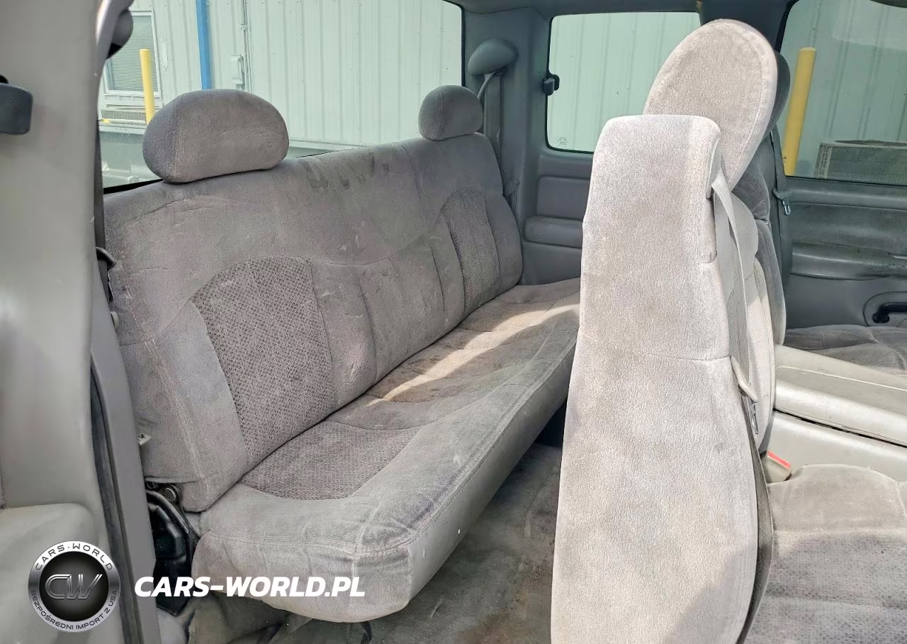 2000 Chevrolet Silverado C1500 VIN:2GCEC19V2Y1135191 - 10