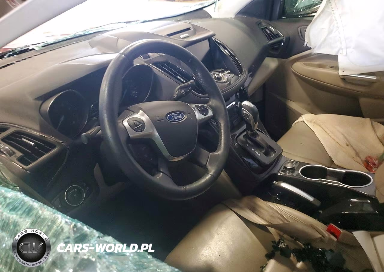 2015 Ford Escape Titanium VIN:1FMCU9J99FUB71104 - 8