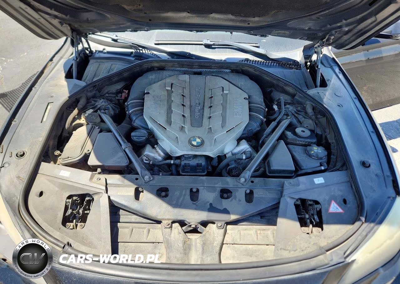 2011 BMW Alpina B7 VIN:WBAKA8C56BCY37152 - 11