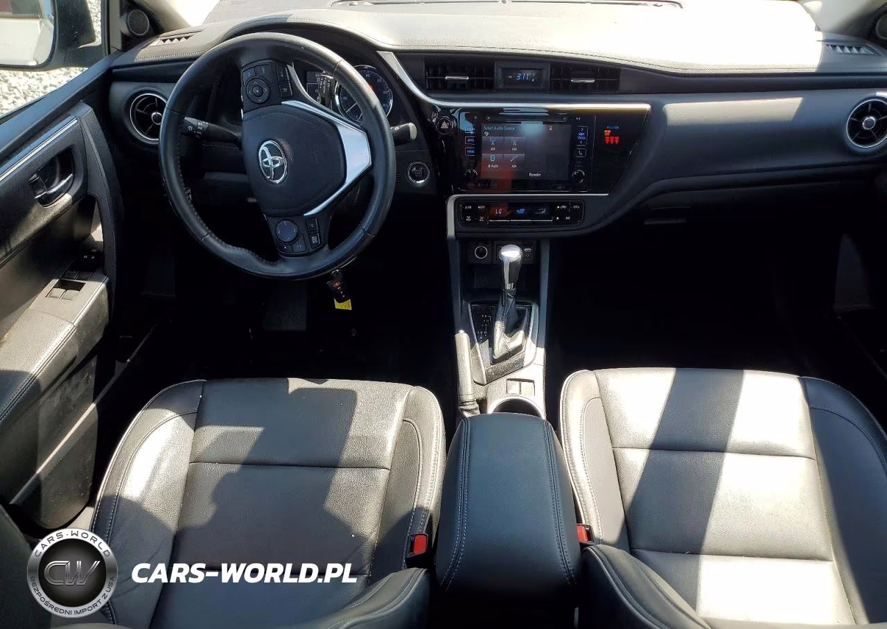 2018 Toyota Corolla Xle VIN:2T1BURHE9JC047505 - 8