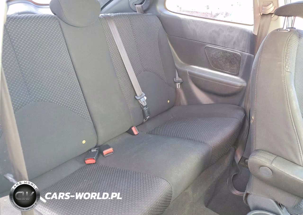 2011 Hyundai Accent Gs VIN:KMHCM3AC7BU195162 - 10
