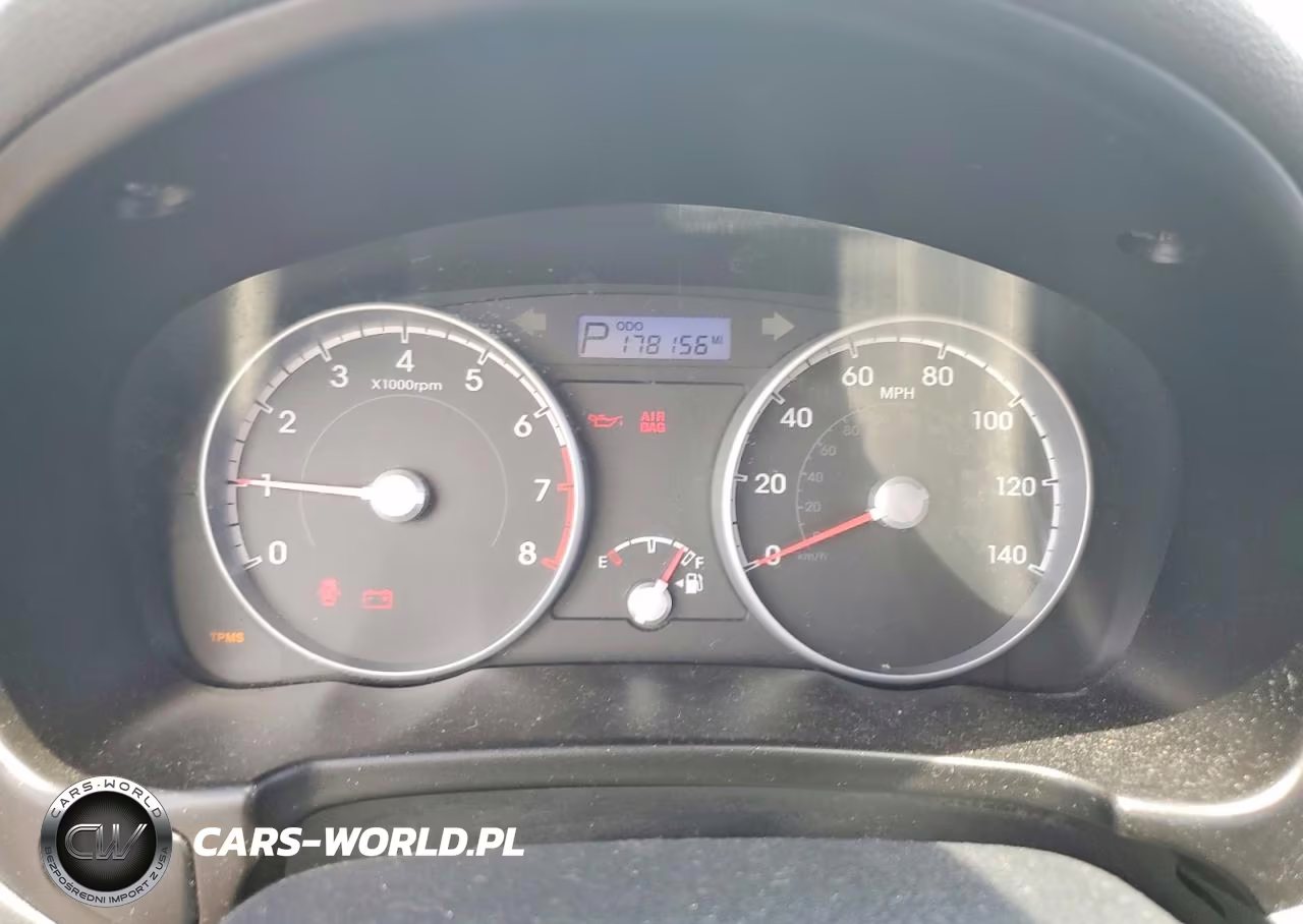 2011 Hyundai Accent Gs VIN:KMHCM3AC7BU195162 - 9