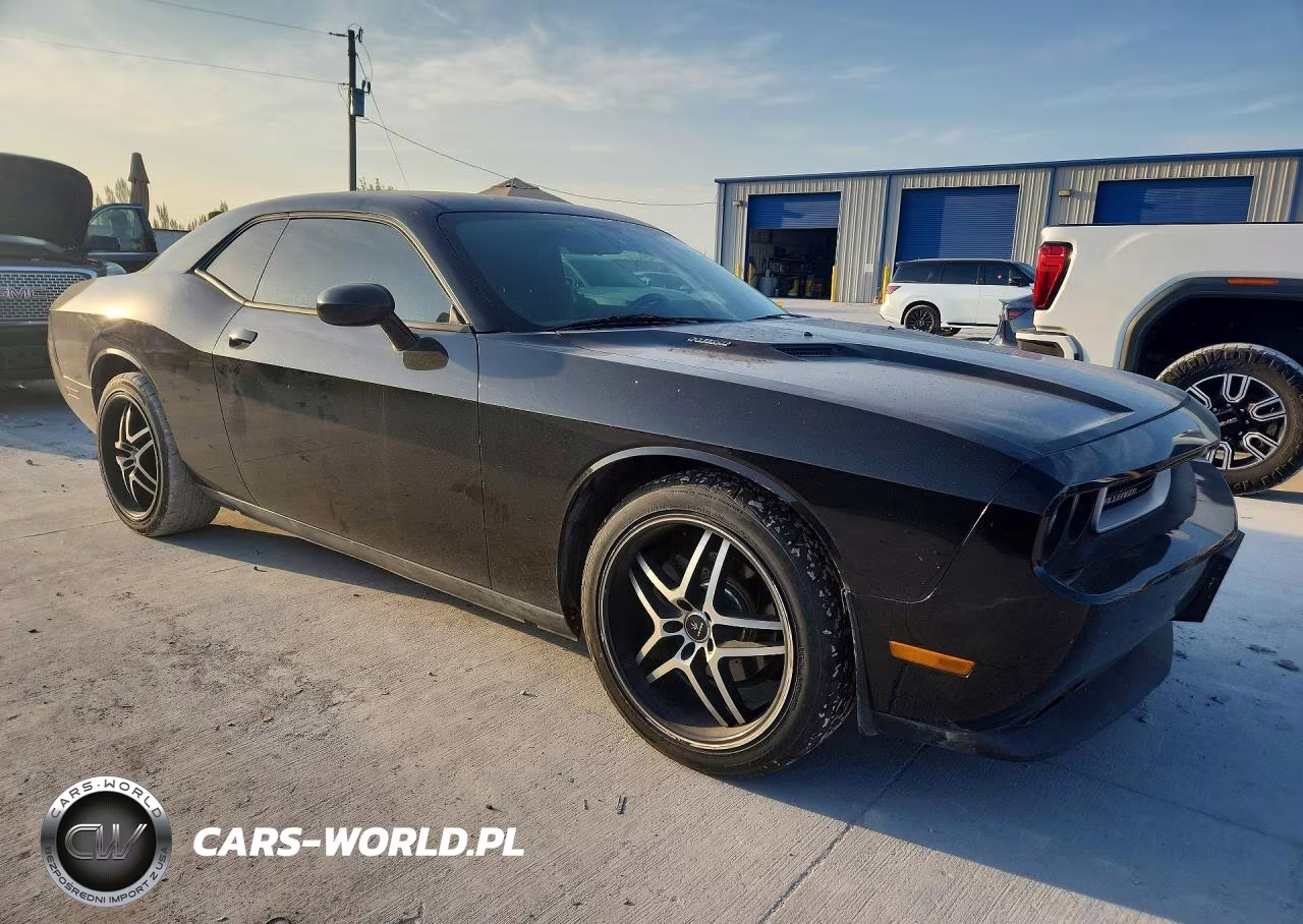 2012 Dodge Challenger Sxt VIN:2C3CDYAG2CH147761 - 4