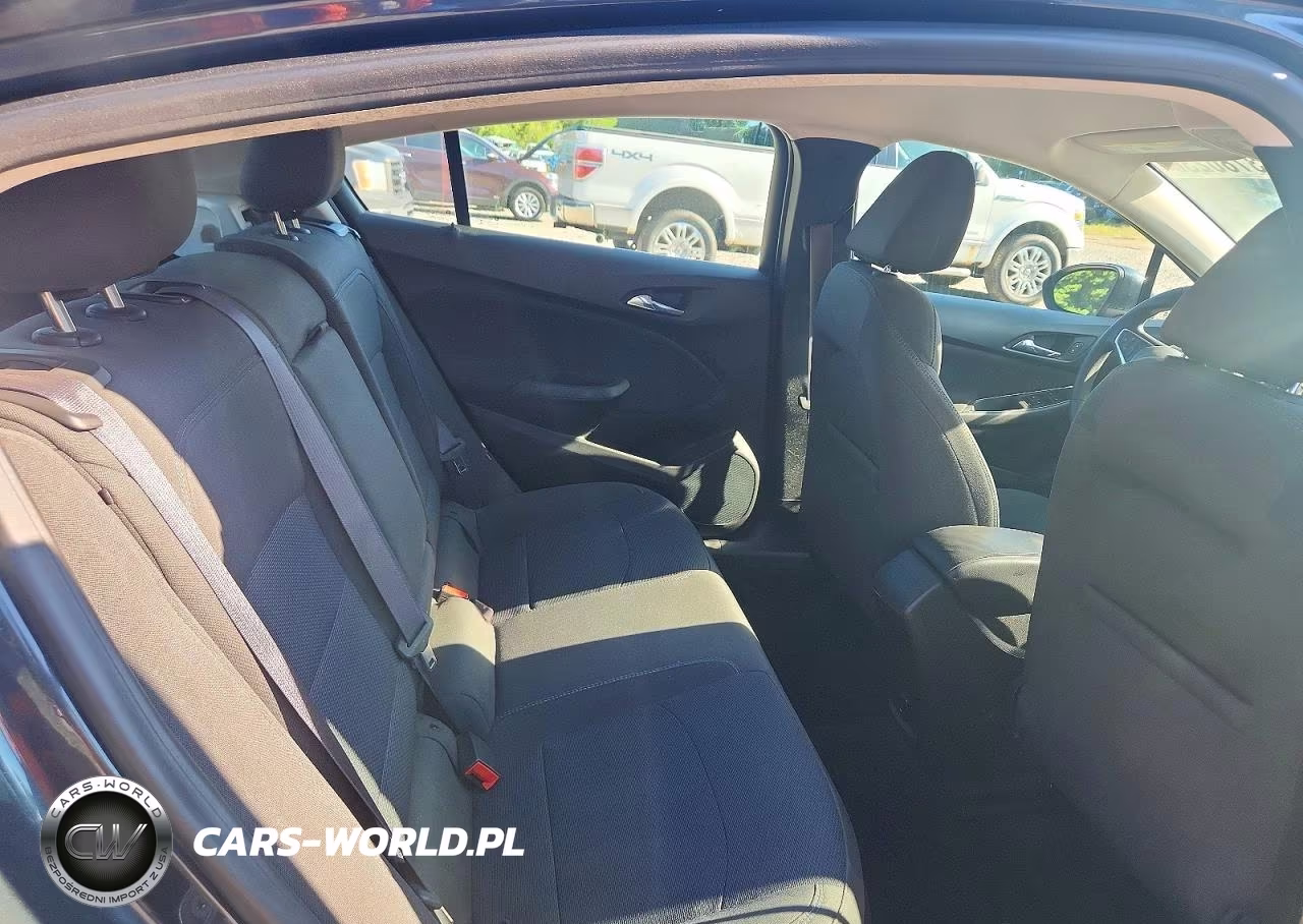 2017 Chevrolet Cruze Lt VIN:3G1BE6SM4HS584199 - 10