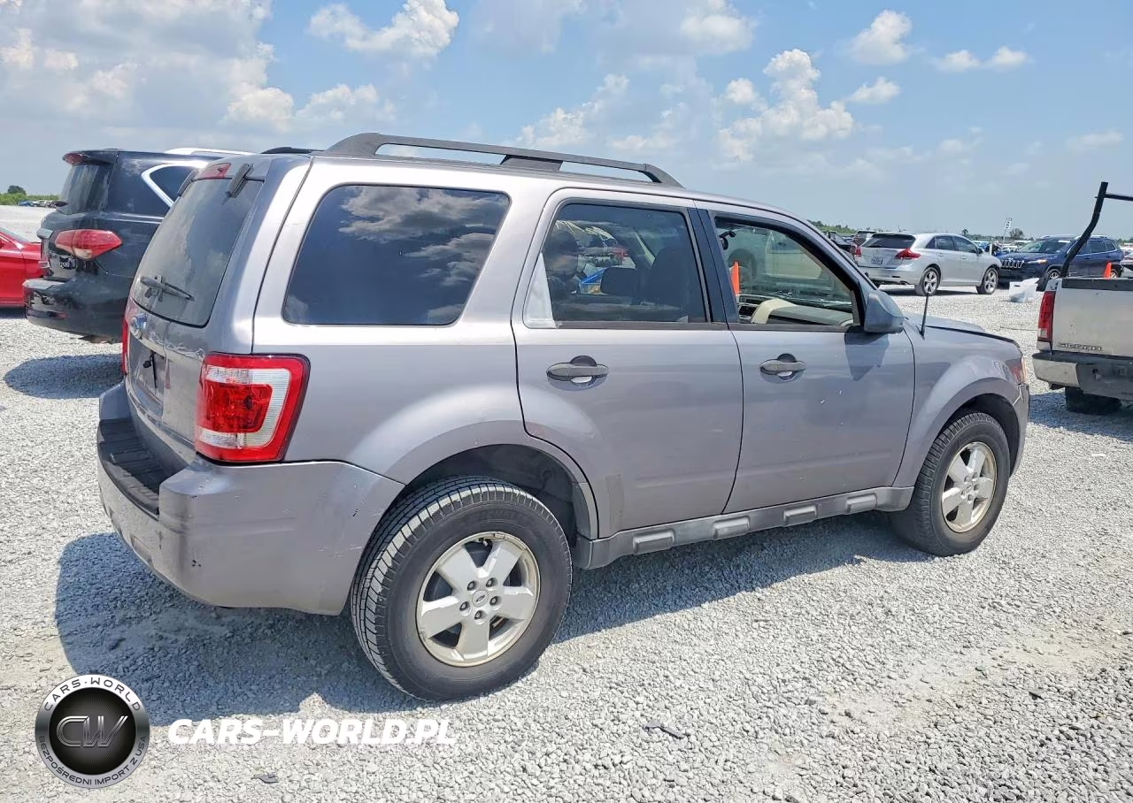 2008 Ford Escape Xlt VIN:1FMCU03Z88KC72741 - 3