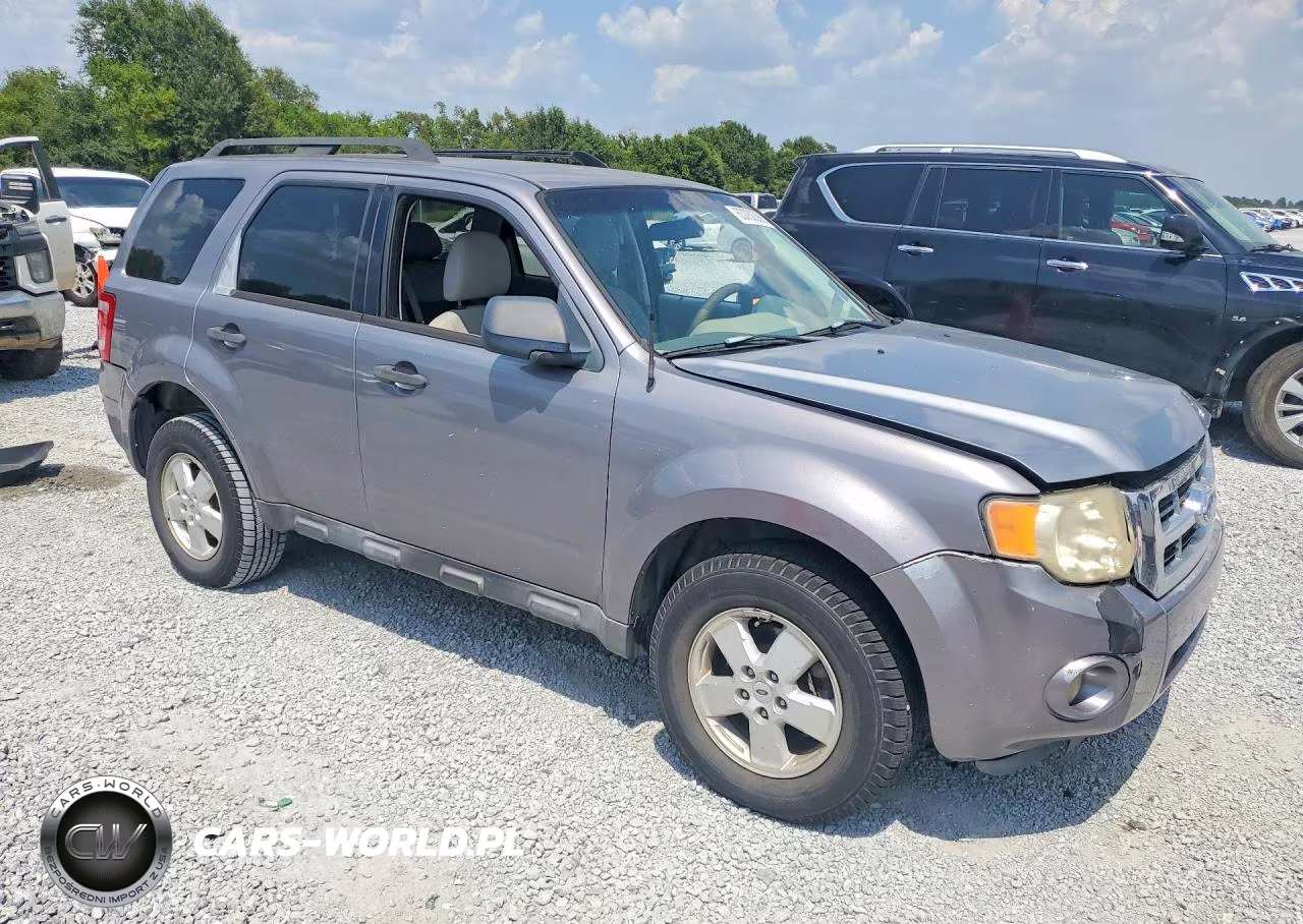 2008 Ford Escape Xlt VIN:1FMCU03Z88KC72741 - 4