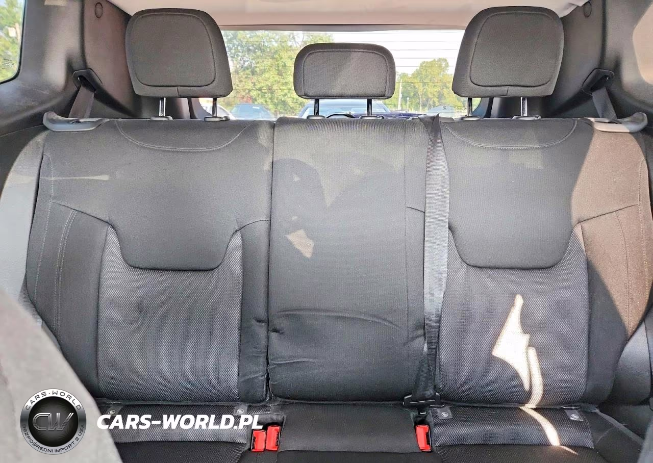 2021 Jeep Renegade Sport VIN:ZACNJDAB8MPN28442 - 10