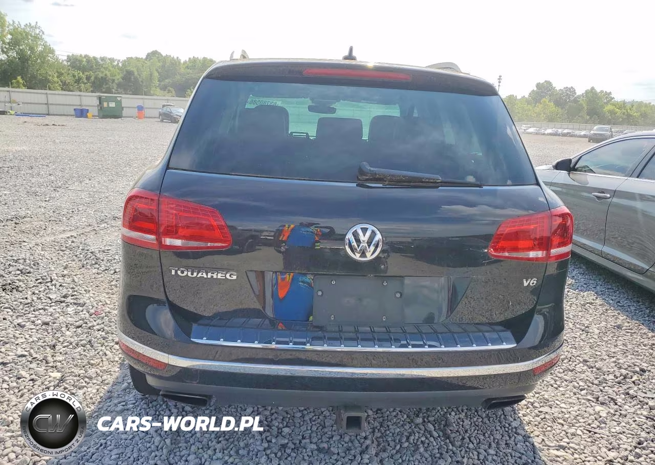 2017 Volkswagen Touareg Executive VIN:WVGGF7BPXHD003391 - 6