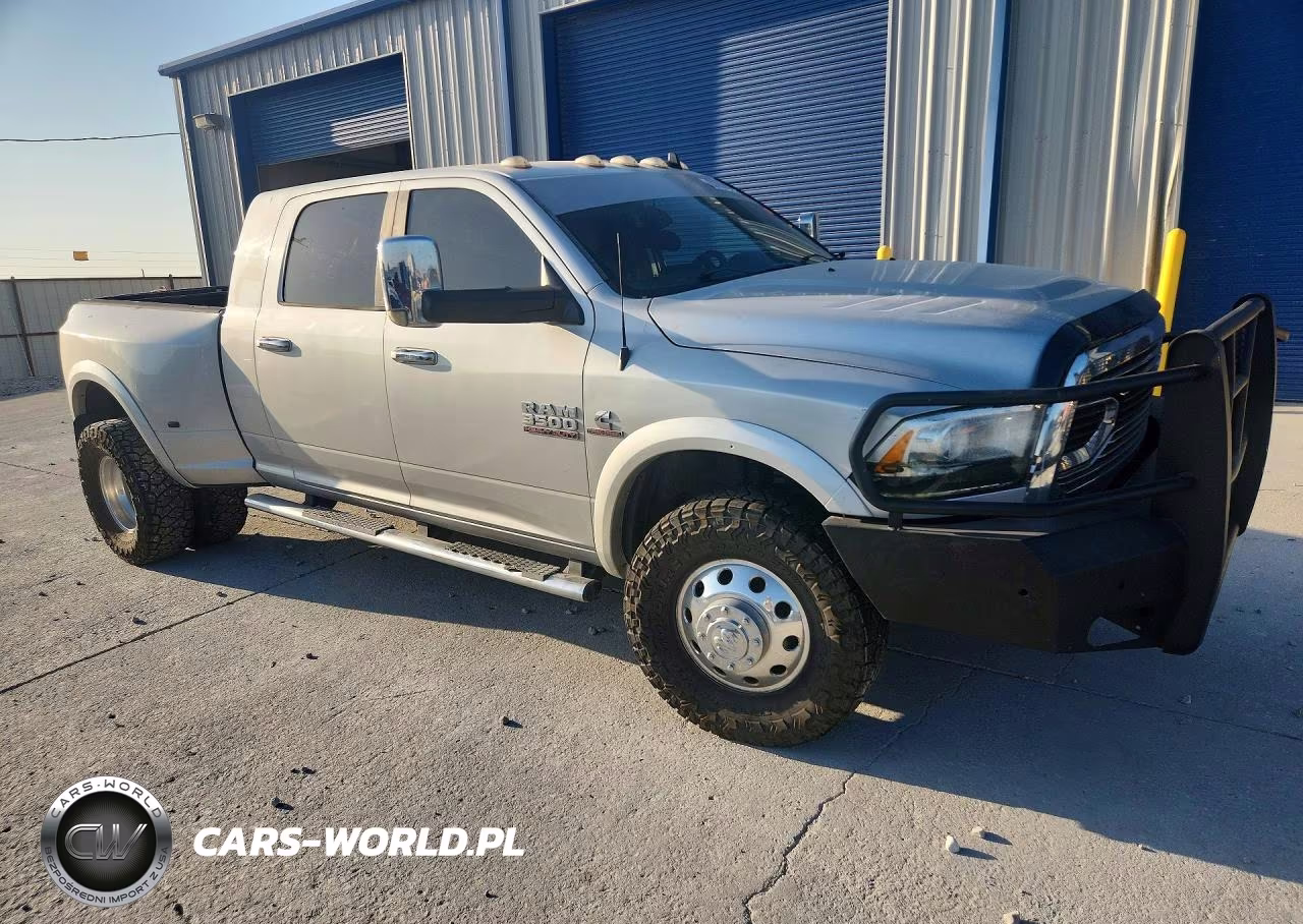 2016 Ram 3500 Laramie VIN:3C63RRML9GG176411 - 4